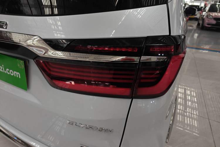 Used Honda Elysion 2024 2.0L eHEV Luxury Edition