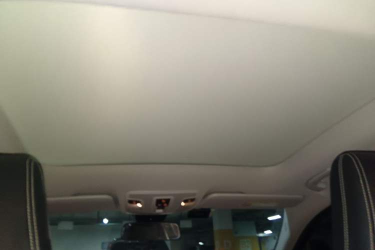 Used Mercedes-Benz GLA 2015 GLA 220 4MATIC Fashion Model
