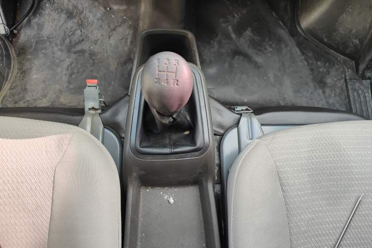 Used Wuling Rongguang S 2023 1.5L Basic Enclosed-Window Vehicle 2 Seats