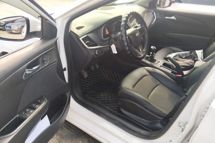 Used Chevrolet Cavalier 2019 320 Manual Xinyue Edition Driver Seat