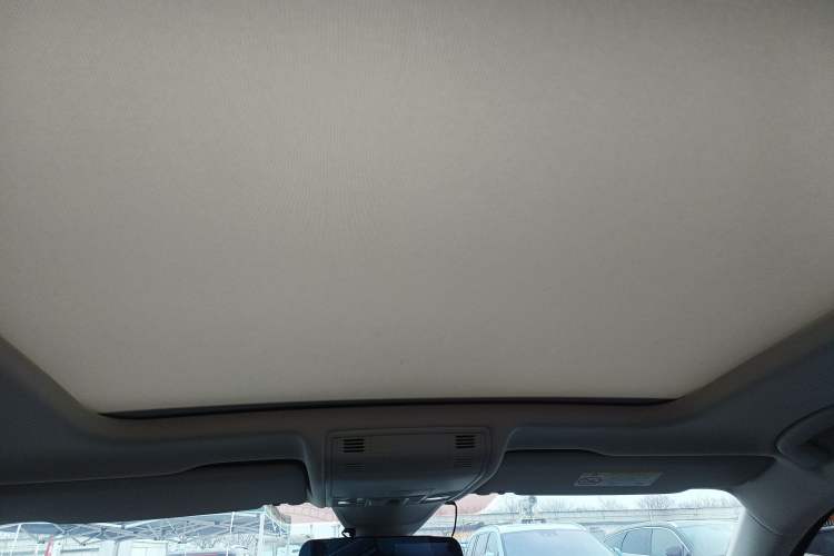 Used Volkswagen Tayron 2024 300TSI Two-Wheel-Drive Luxury Plus Advanced Version
