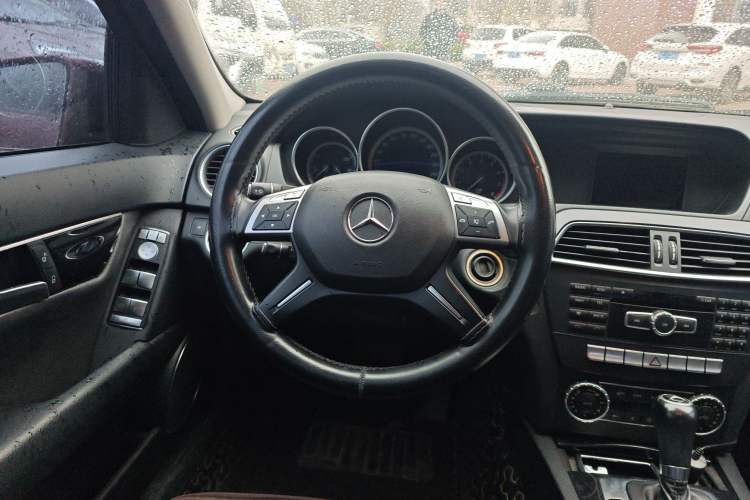 Used Mercedes-Benz C-Class 2013 C 180 Classic Grand Edition
