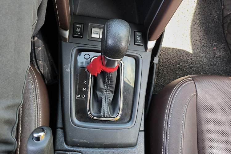 Used Subaru Forester 2016 2.5i Prestige Navigation Edition Gear Lever