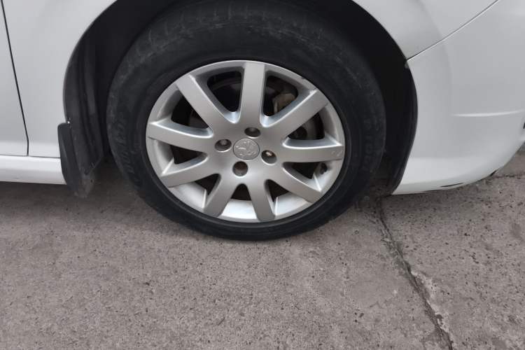 Used Peugeot 308 2013 1.6L Manual YouShang Model
