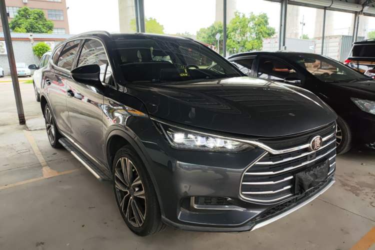 Used BYD Tang 2018 2.0T Automatic Smart Connect Prestige 5-Seater National Emission Standard V
