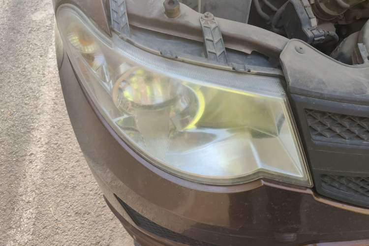 Used Wuling Hongguang 2015 1.5L S Base Model China IV Right Front Headlight