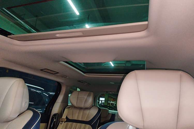 Used Roewe iMAX8 2021 400TGI Supreme Series Prestige Edition