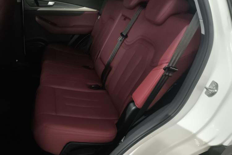 Used JETOUR X70 2024 1.5T DCT Glory PRO 7-Seater