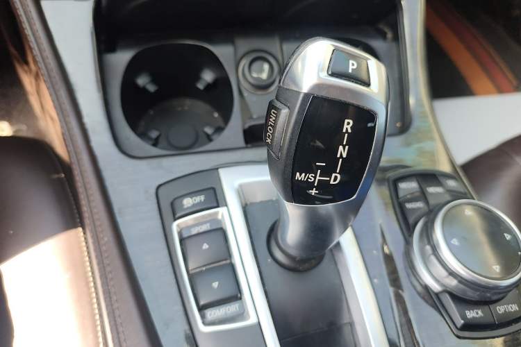 Used BMW 5 Series 2014 525Li Luxury Design Package