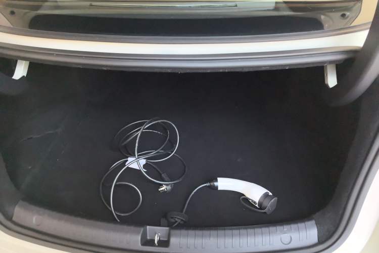 Used BYD Seal 06 New Energy 2024 DM-i 80KM Luxury Model Trunk