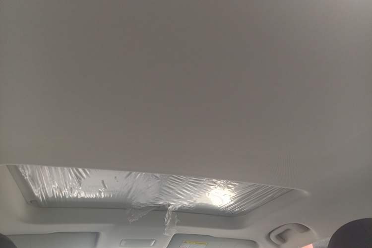 Used Roewe i5 2023 1.5L CVT Luxury Edition
