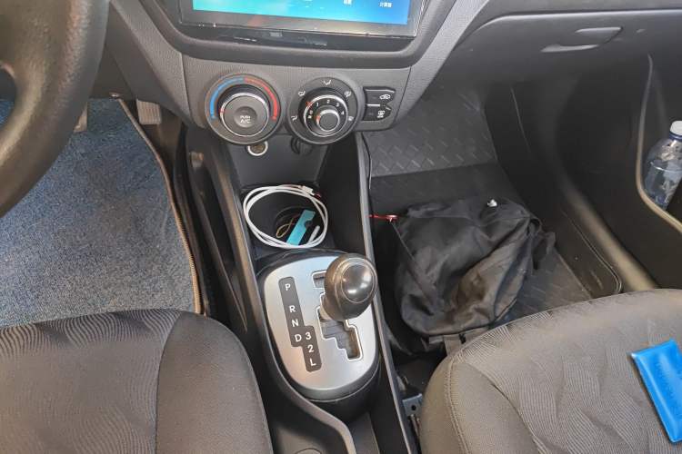 Used Kia K2 2012 Sedan 1.4L Automatic GLS Commemorative Edition