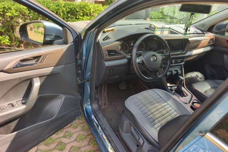 Used Volkswagen Tharu 2019 280TSI Two-Wheel Drive Luxury Edition China V Standard Driver Seat