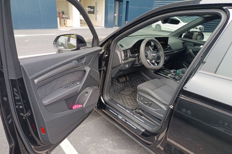 Used Audi Q5L Sportback 2022 40 TFSI Luxury Model Driver Seat