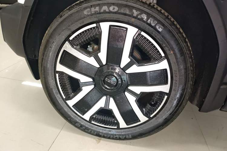 Used iCAR 03 2024 472km Four-Wheel Drive Long-Range Version Left Front Wheel Hub