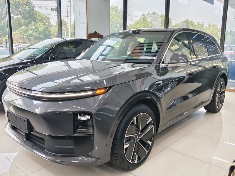 Used Li Auto L6 2025 Max Smart Refresh Edition — 1