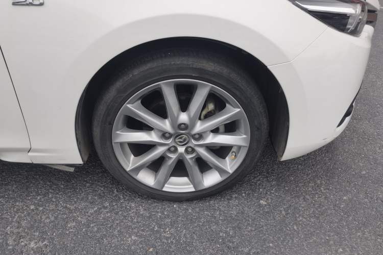 Used Mazda 3 Axela 2017 Sedan 2.0L Automatic Prestige Model China V Standard Right Front Wheel Hub