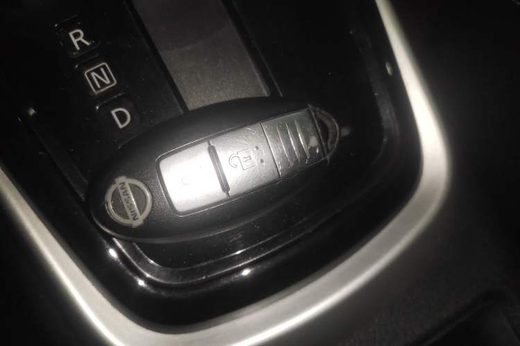 Used Nissan Tiida 2019 1.6L CVT Smart Drive Version China VI Standard