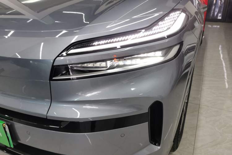 Used ONVO Luxeed L90 2025 Model—Max Six-Seater Version