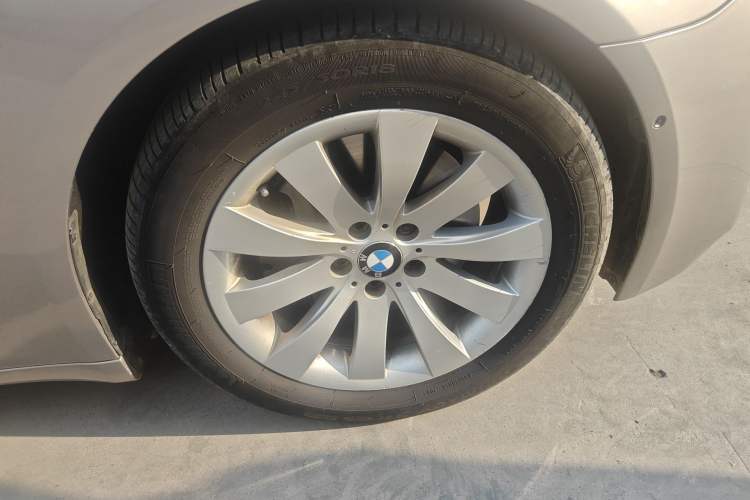 Used BMW 7 Series 2013 730Li Luxury Model Right Front Wheel Hub