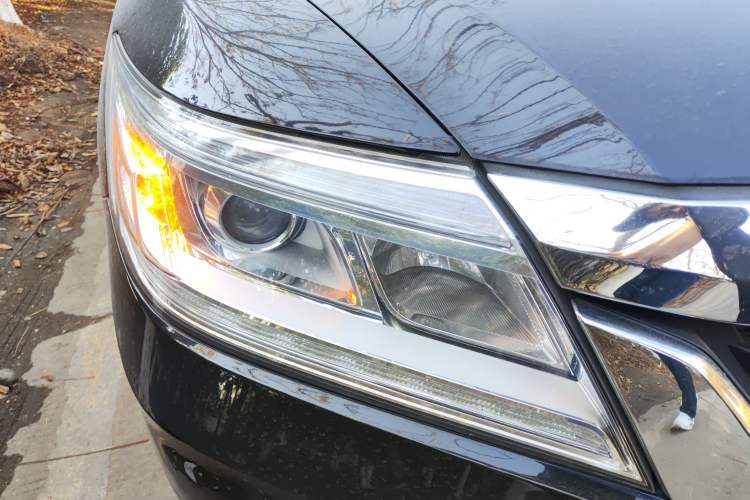 Used Honda Crider 2015 1.8L automatic luxury edition