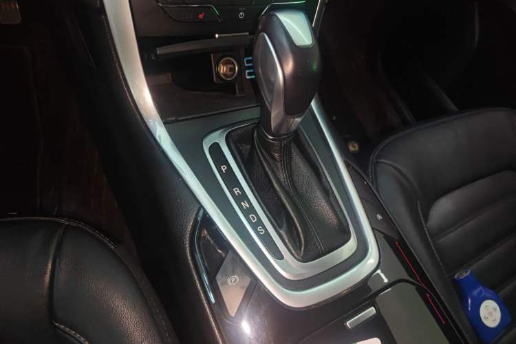 Used Ford Edge 2018 EcoBoost 245 Two-Wheel-Drive Titanium 7-Seater China V Standard