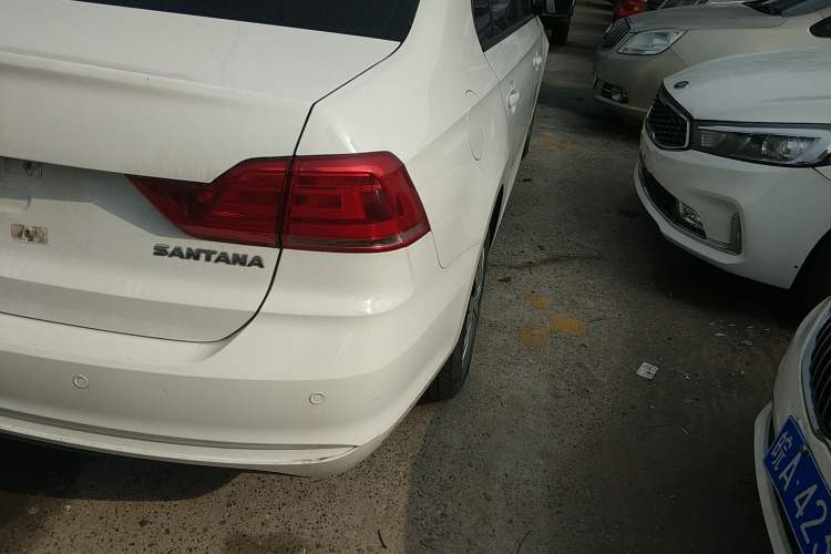 Used Volkswagen Santana 2018 1.5L Automatic Fashion Edition Right Rear Taillight