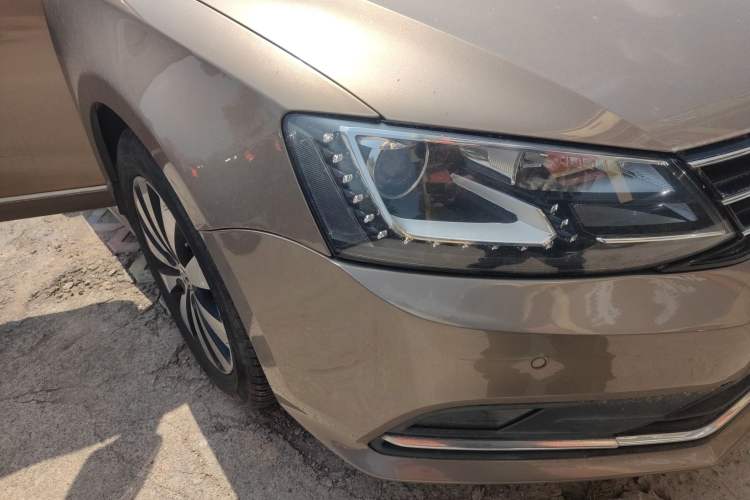 Used Volkswagen Sagitar 2015 230TSI Automatic Luxury Model