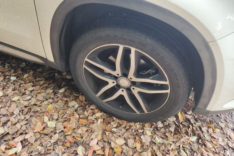 Used Mercedes-Benz GLA 2016 GLA 200 Sport Edition Right Front Wheel Hub