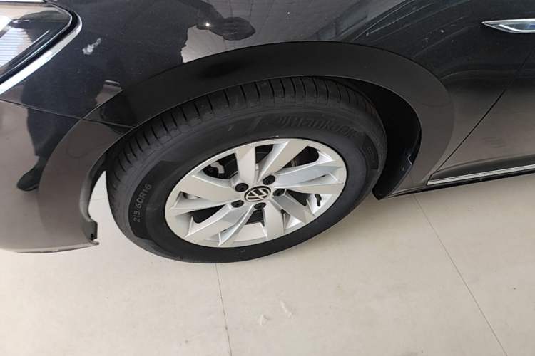 Used Volkswagen Passat New Energy 2025 430 PHEV Hybrid Business Edition Left Front Wheel Hub