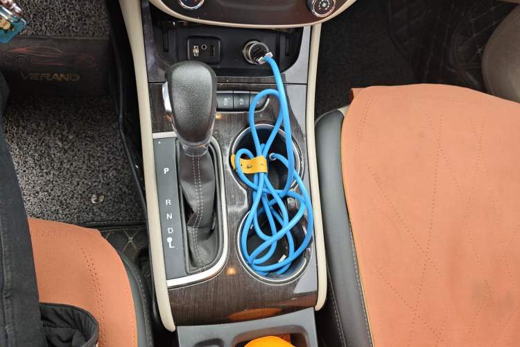 Used Buick Verano 2018 Sedan 15S Automatic Leading Model Gear Lever