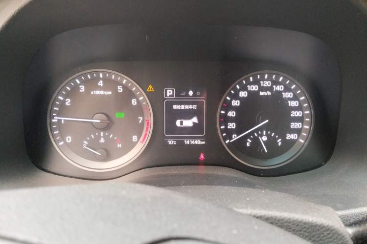 Used Hyundai Tucson 2015 2.0L Automatic Two-Wheel Drive Smart Version
