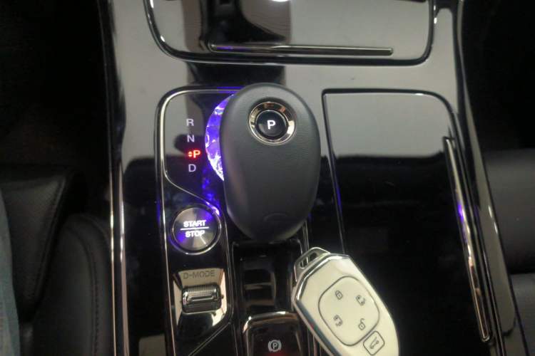 Used GAC Trumpchi M8 2024 Zongshi Series 400T Ultimate Edition Gear Lever