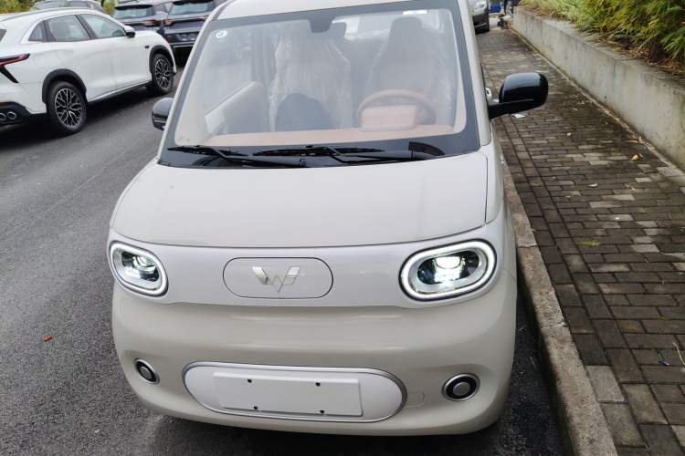 Used Wuling Hongguang MINIEV 2024 3rd Generation 215km Youth Edition
