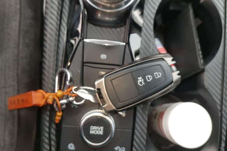 Used Ford Explorer 2020 EcoBoost 285 4x4 Titanium Edition 6 Seats
