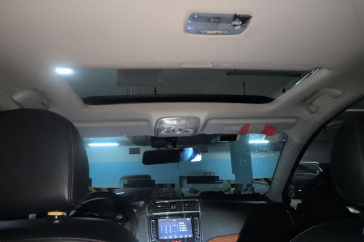 Used Haval H6 2015 Upgraded Model 1.5T Manual Two-Wheel Drive Elite Version
