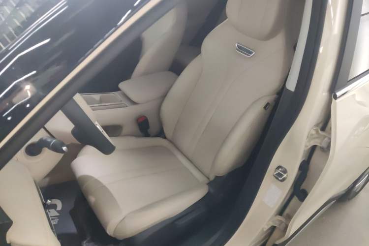 Used Wuling Bingo S 2025 Model 325km Deluxe Edition
