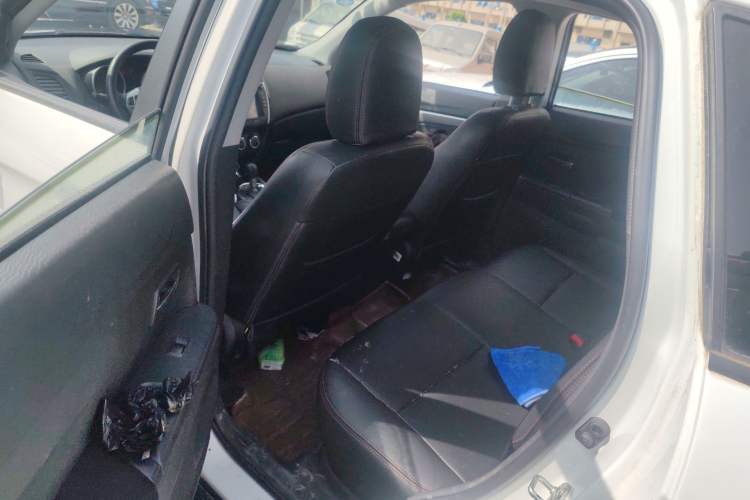 Used Mitsubishi ASX 2013 2.0L CVT Two-Wheel Drive Elite Edition Left Rear Seat