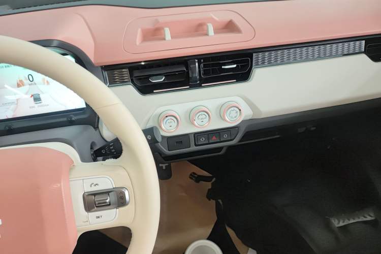 Used Chery QQ QQ Ice Cream 2022 Taohuanxi Sweet Peach Edition
