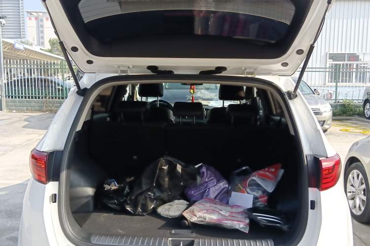 Used Kia KX5 2017 1.6T Automatic Two-Wheel Drive 15th Anniversary Special Edition DLX