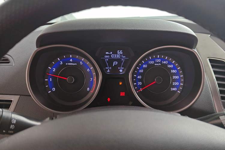 Used Hyundai Elantra (5th Generation / Langdong) 2012 1.6L Automatic Fashion Edition
