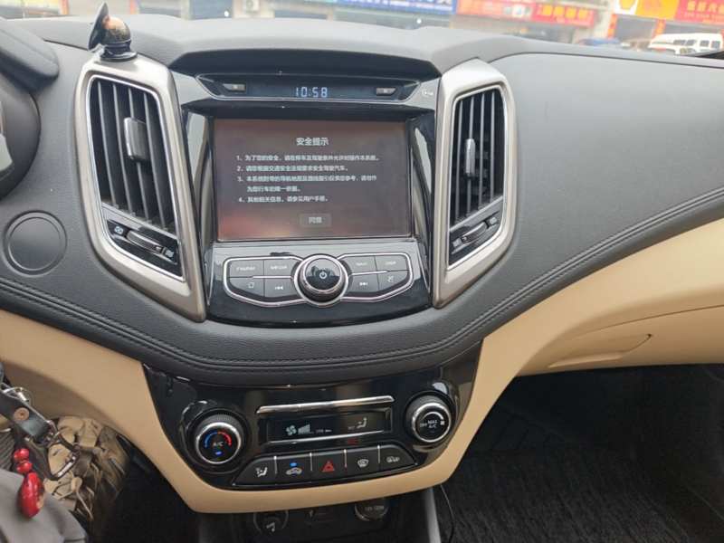 Used CHANGAN Eado 2016 1.6L Manual Fashion Edition — 12