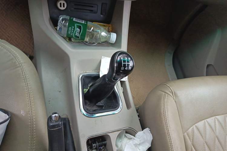 Used FORTHING Lingzhi 2019 Facelifted M5L 1.6L 7-Seater Base Model China VI Standard