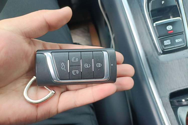 Used GAC Trumpchi M8 2021 Master Series 390T Prestige Edition Vehicle Key