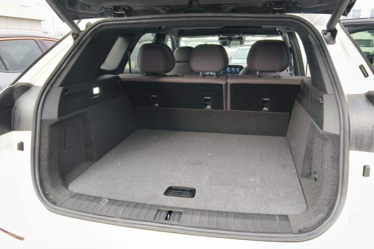 Used Chery Tiggo 9 2025 2.0T Automatic Two-Wheel Drive Luxury Edition 5 Seats Trunk