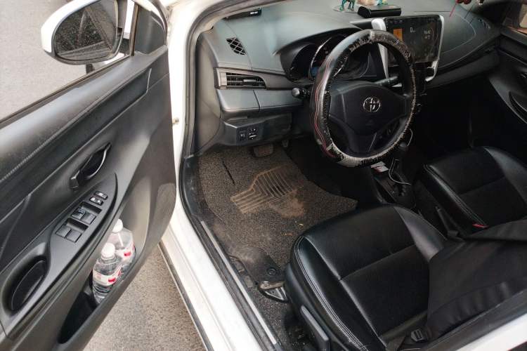 Used Toyota YARiS L Zhi Xuan 2020 X-Trail X 1.5L CVT Leading Edition
