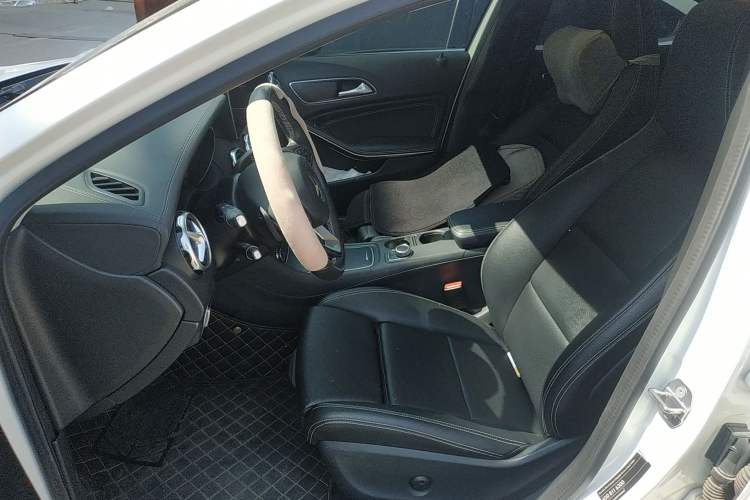 Used Mercedes-Benz GLA 2018 GLA 200 Fashion Model