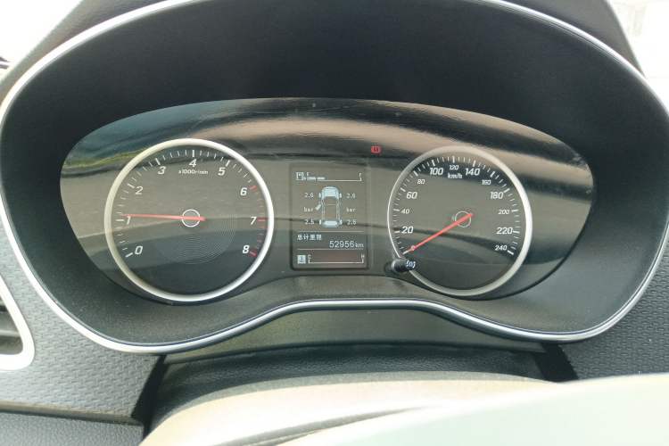 Used Baojun 730 2021 1.5L Manual Fashion Version 7 Seats Instrument Cluster