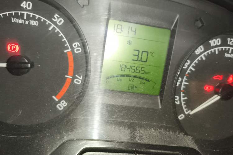 Used Skoda Rapid 2013 1.6L Manual Smart Selection Model