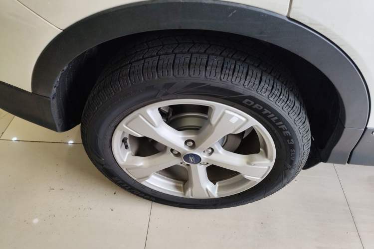 Used Ford Kuga 2018 Facelifted EcoBoost 180 Two-Wheel Drive Luxury Wing Edition
